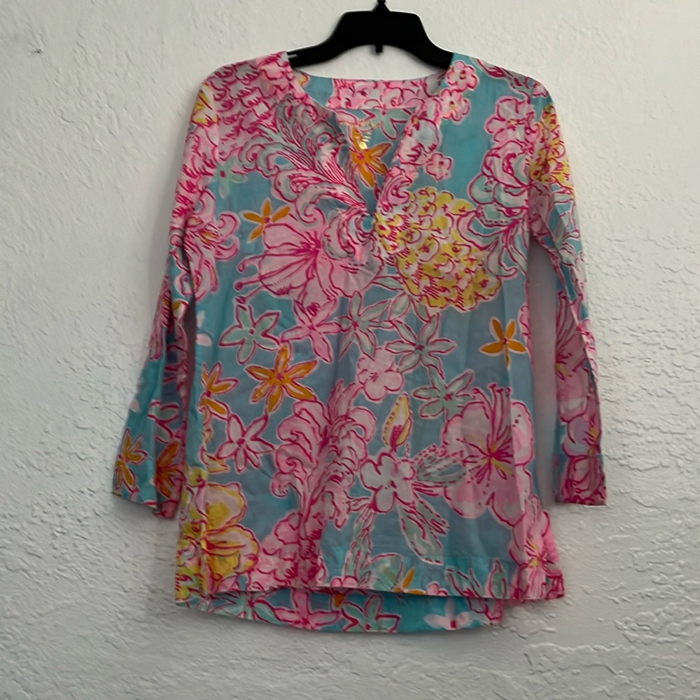 Lilly Pulitzer shirt